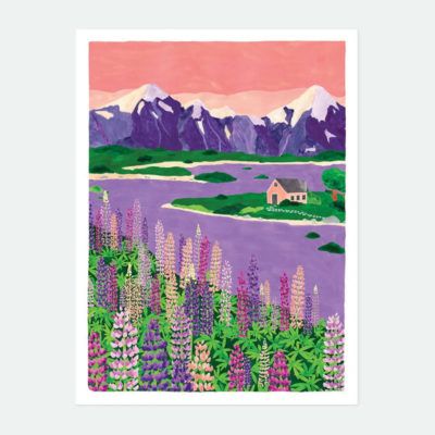 Affiche Lupin majestueuse, 29,7x39,7 cm, paysage montagneux avec teintes violettes et roses..