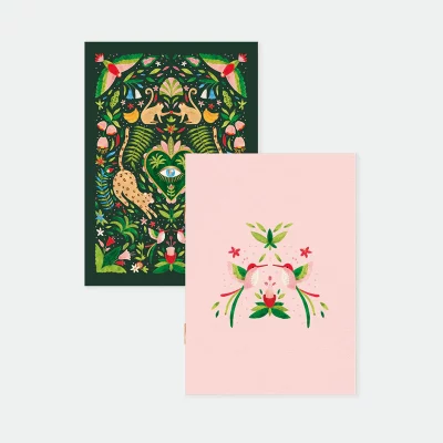 Duo de carnets Green Jungle A6, orné d'illustrations vives d'animaux et plantes tropicales.