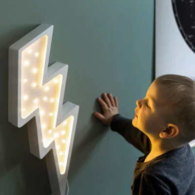 Lampe éclair Blanc à LED de Little Lights avec minuterie réglable.