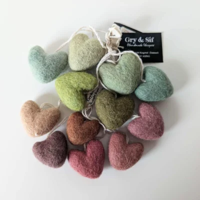 Lot de 6 cœurs en feutre à suspendre - Gry & Sif - vert - rose