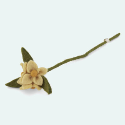 Fleurs sur une branche jaune clair de Gry & Sif