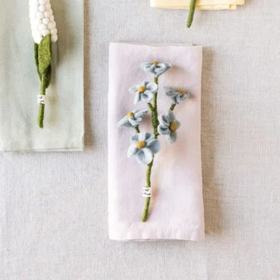 Myosotis en feutre - Bleu clair de Gry & Sif
