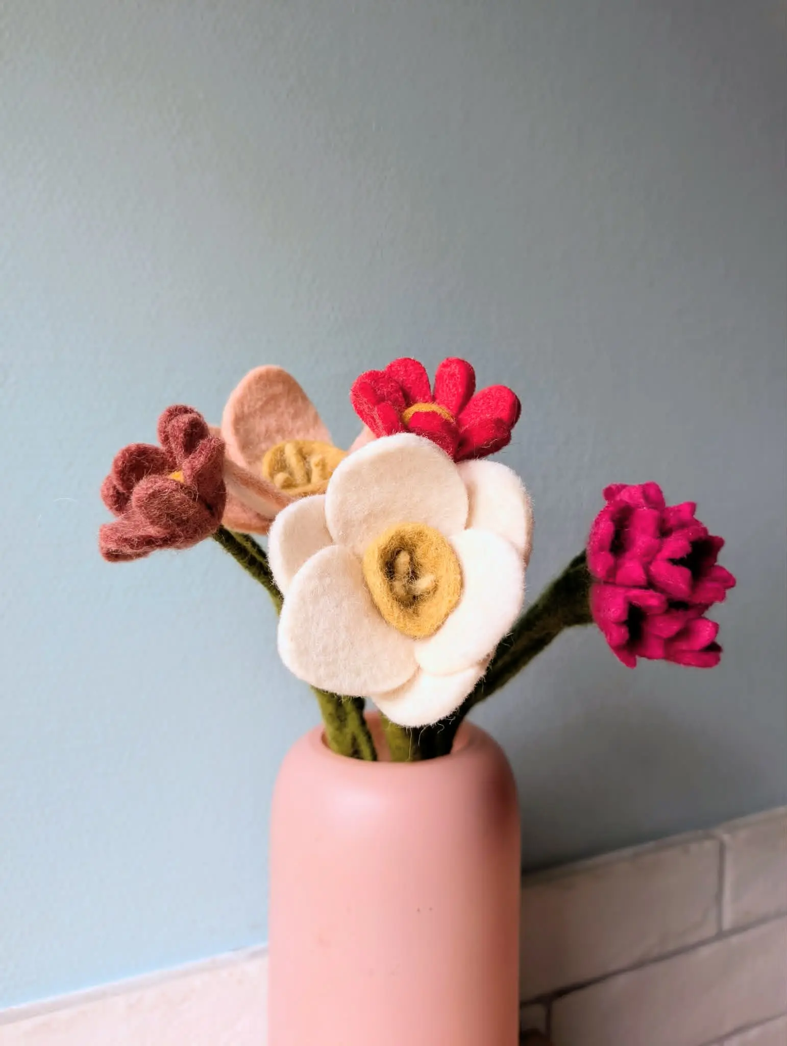 bouquet-Maï-Lan fleurs en feutre Gry & Sif
