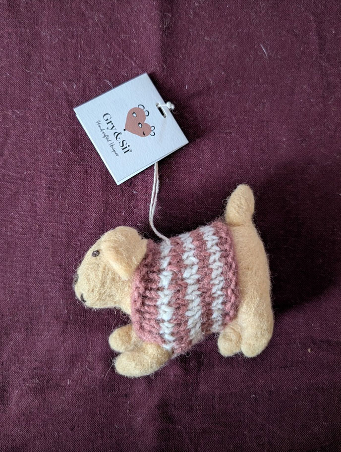 Labrador au pull tricoté à suspendre – Gry & Sif – Image 6
