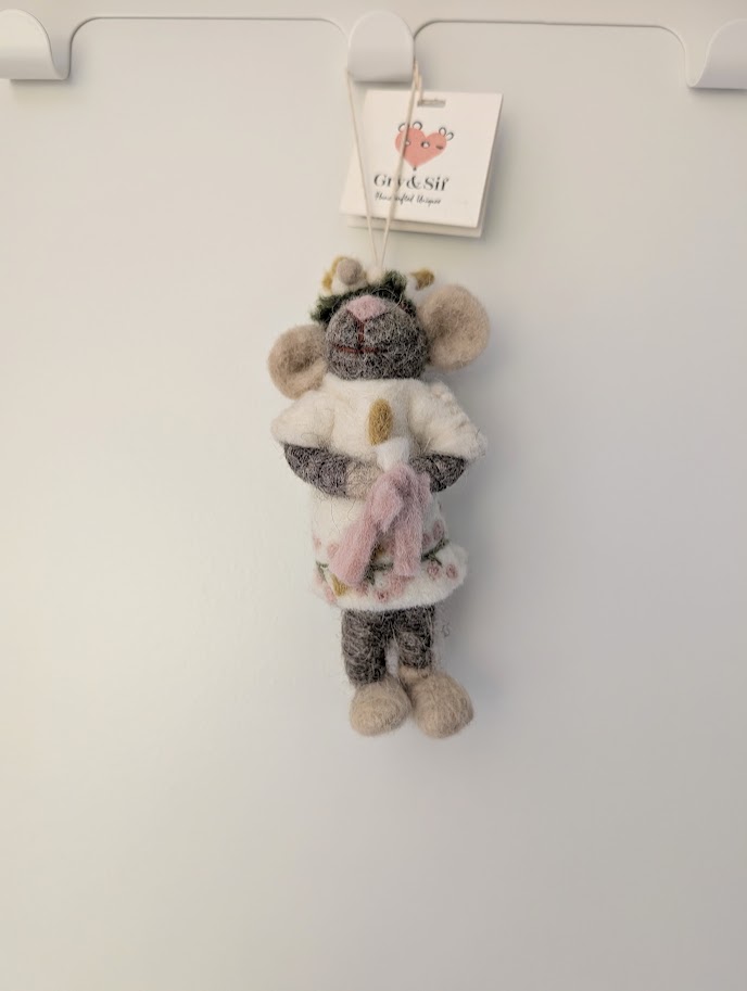 Souris Sainte-Lucie grise en feutre 12 cm – Gry & Sif – Image 6